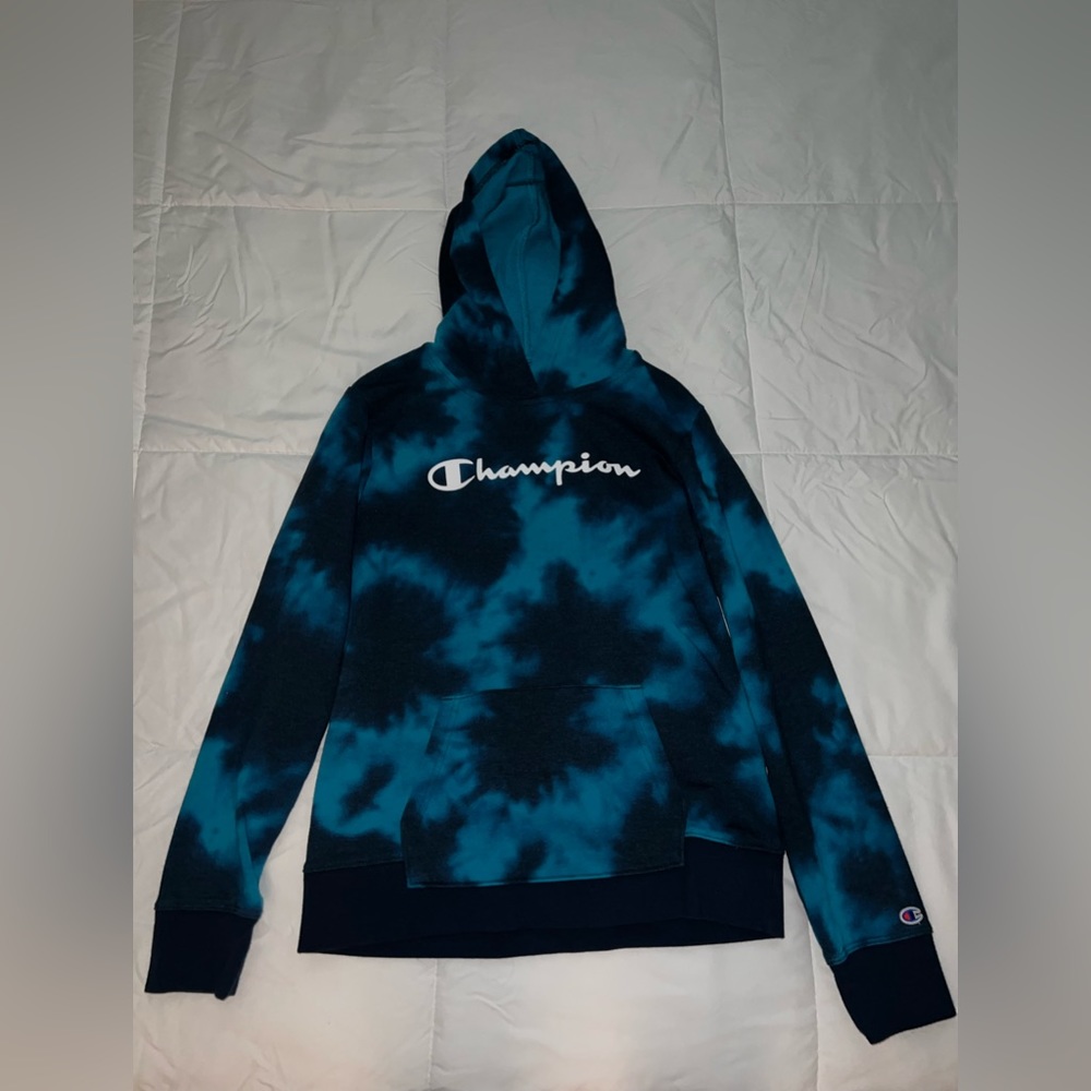 Champion tye-dye blue & black hoodie.